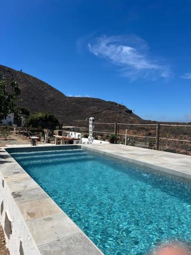 Kolam renang di atau dekat dengan Tantulia la casita del Caballo