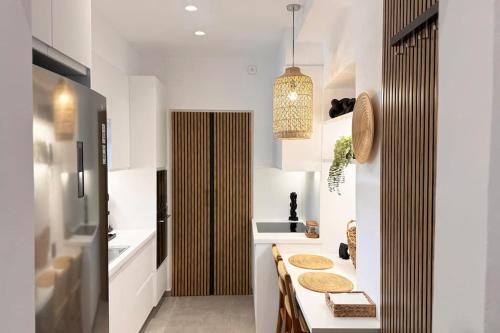 Angel Syros Luxury Apartment