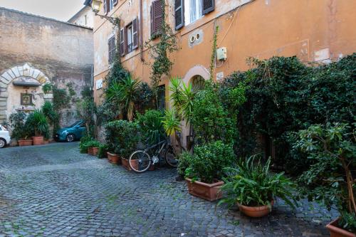The Hive - Holiday Home in Trastevere