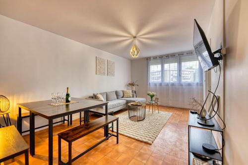 Appartement familial et cozy - Wifi - Espace Travail- Parking
