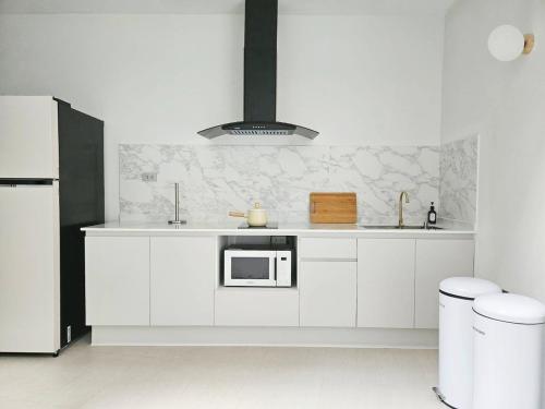 Η κουζίνα ή μικρή κουζίνα στο PB home Chinatown & MRT Watmangkon 5BR