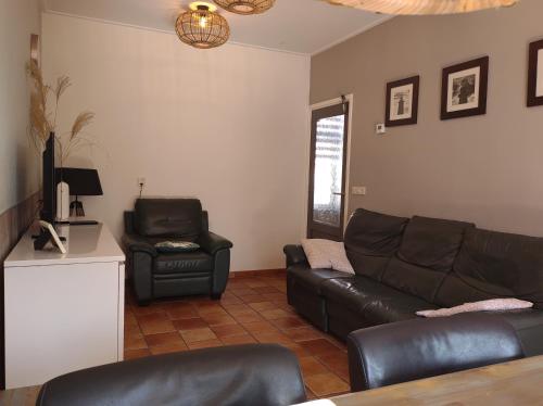 Χώρος καθιστικού στο ASTERIAS Bed by the Sea