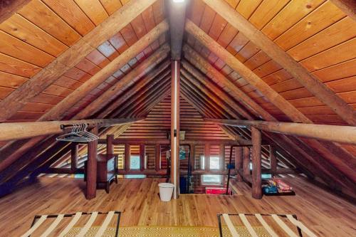 Gambar di galeri bagi Gap Creek Cabin di Whittier