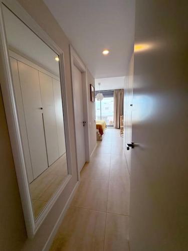 Φωτογραφία από το άλμπουμ του Luxurious South-facing 2 BDR Penthouse Vanian Gardens Estepona with Seaview - Gaya Alegia I σε Εστεπόνα