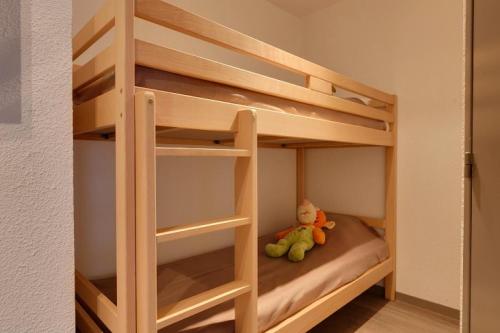 Postel nebo postele na pokoji v ubytování Résidence Signal Du Prorel - Studio rénové avec balcon · Proche des pistes · Wifi gratuit & coin montagne MAE-0994