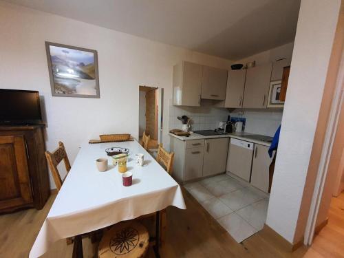 Photo de la galerie de l'établissement Résidence Concorde V - Studio confortable · Proche des pistes · Casier à skis privé MAE-8444, à La Salle Les Alpes