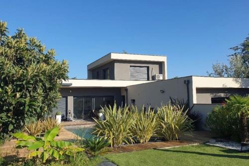 Villa Deyme 15min de Toulouse - Piscine - 10 couchages