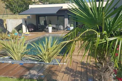 Photo de la galerie de l'établissement Villa Deyme 15min de Toulouse - Piscine - 10 couchages, à Deyme