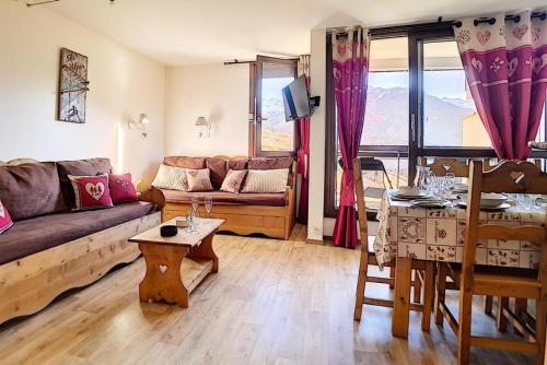 Résidence Origanes - Appartement confortable · Départ et retour skis aux pieds · Balcon Parking inclus MAE-1034