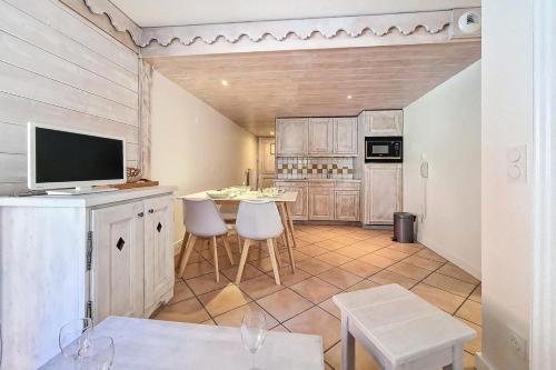 Résidence Alpages De Reberty - Appartement rénové et lumineux· Proche des pistes · Balcon · Piscine MAE-1674