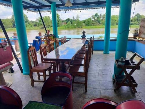 Restoran atau tempat lain untuk makan di ตาปีรีสอร์ท 2018