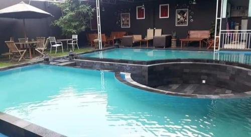 Bazén v ubytování AN Backpacker nebo v jeho okolí