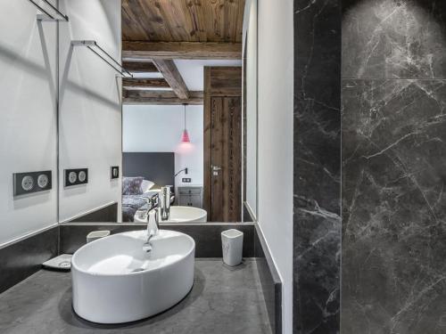 Val d'Isère : Appartement moderne, authentique, 8 personnes, animaux