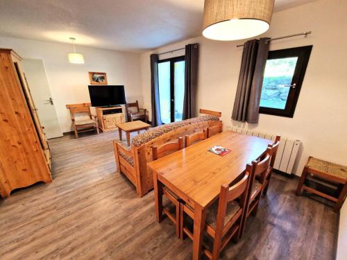 Photo de la galerie de l'établissement Chalets Du Thabor - 4 pièces 6/8 personnes bien situé MAE-7181, à Modane