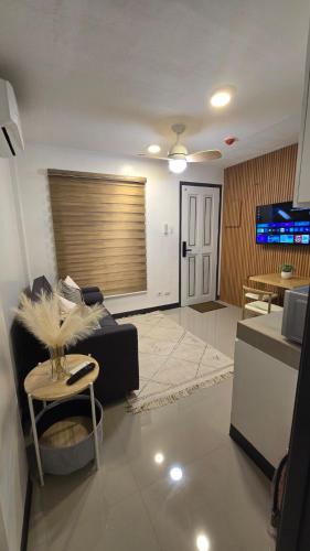 Televisyen dan/atau pusat hiburan di Flat 35, Unit D