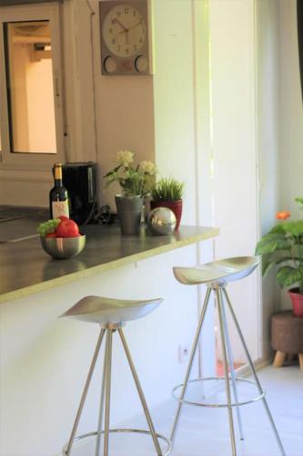 Comte d'AMPURIES-3 Swimming-pools-gardens, BEACH, WIFI