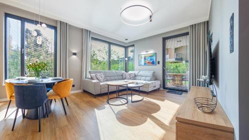 Botanica, Sun & Snow