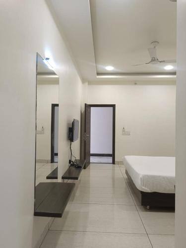 Ένα ή περισσότερα κρεβάτια σε δωμάτιο στο Hotel Varay Express