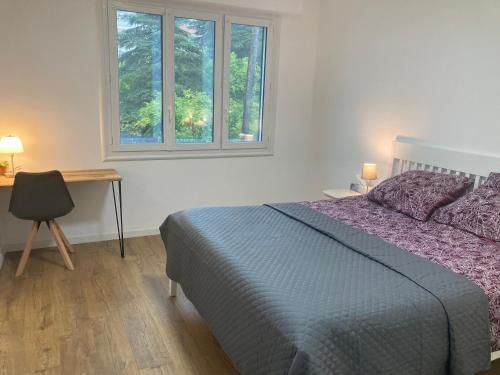Cannes Beachfront & Sea View - Private Room - En-Suite Bath - Top Rated