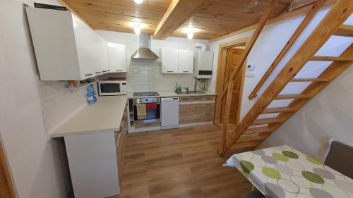 Fotografie z fotogalerie ubytování Dom w Zwierzyńcu nad wodą v destinaci Zwierzyniec