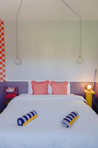 Ένα ή περισσότερα κρεβάτια σε δωμάτιο στο Maison POP à la campagne