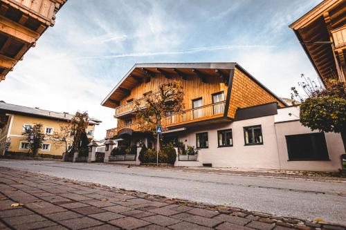 DORFSTUDIO Apartments