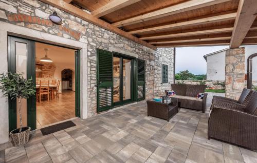 Luxurious Home In Umag With Sauna