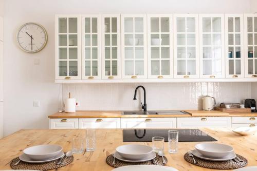 Cucina o angolo cottura di Amazing apartment in Valletta