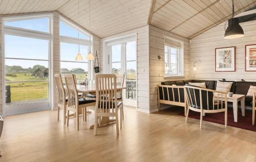 Ảnh trong thư viện ảnh của Awesome Home In Nordborg With Sauna ở Nordborg