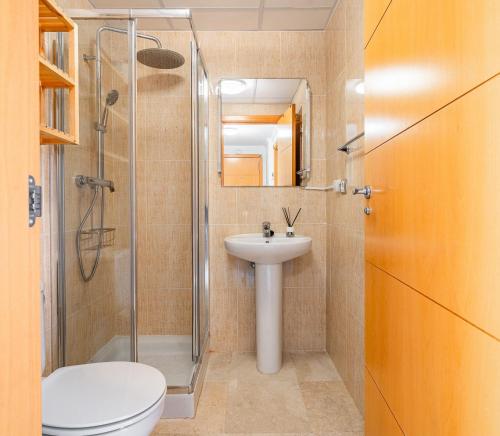 40 Comfortable apartment next to Puerto De La Duquesa