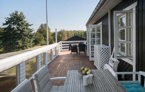 Balkón nebo terasa v ubytování 4 Bedroom Amazing Home In Vordingborg