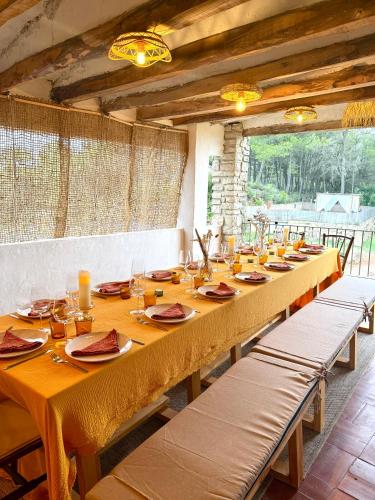 Restaurace v ubytování Masia Aubareda