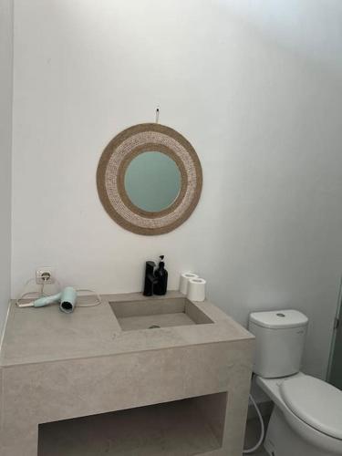 Ένα μπάνιο στο Villa with pool Nusa Dua