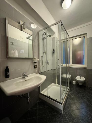 Koupelna v ubytování Hotel Parma
