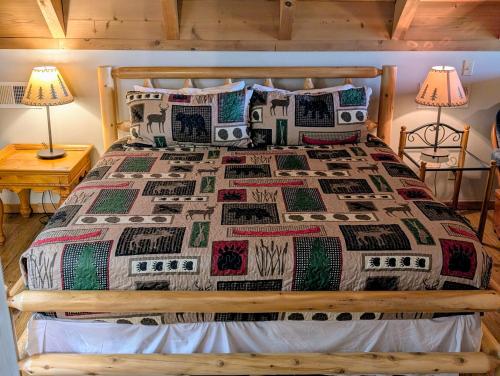 "Smoky Banjo Cabin" Epic Views & Total Privacy photo 8