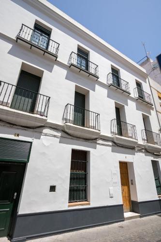 Triana Alfareria Suites by Valcambre