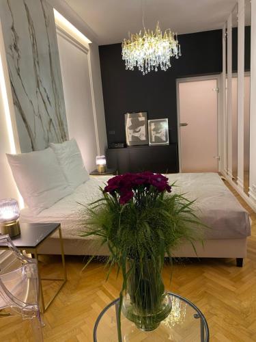 Elegancki apartament 60 m2 w centrum miasta, balkon, parking bezpłatny