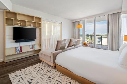 The Grayson Hotel Miami Downtown Image