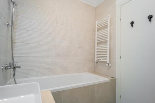 Ένα μπάνιο στο Vulcan Residences - Premium Apartments