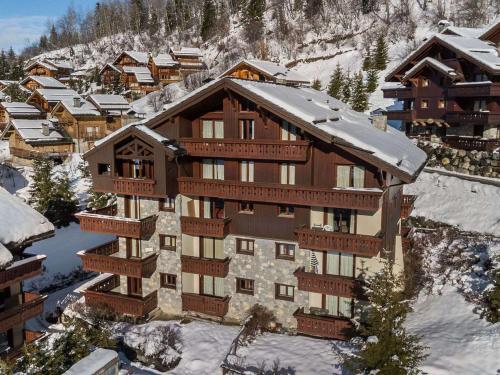 Duplex pour 8 pers avec sauna et parking à Méribel