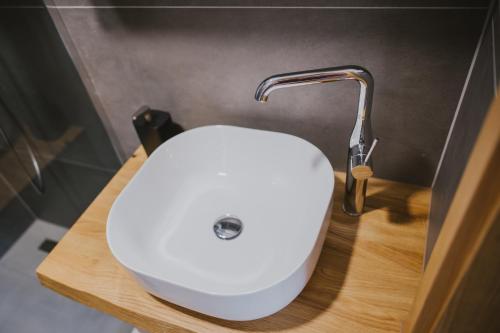 Bilik mandi di Luxusní apartmán Jánské Lázně