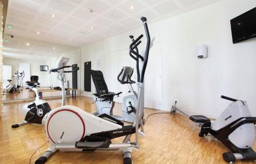 Studio Harmonie Confluence Lyon City et piscine chauffante