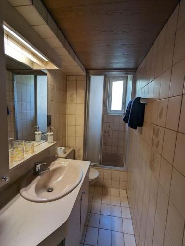 Cosy Room in Tyrolean Flat