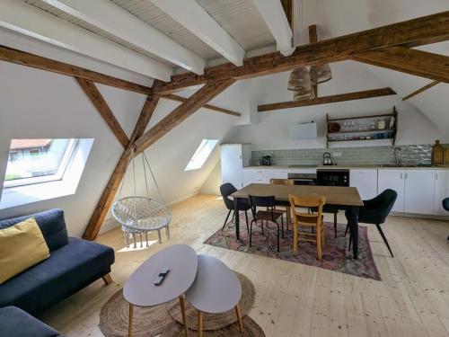 Le grenier du Rempart, appartement au coeur du village