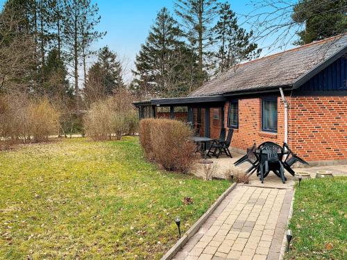 Fotografie z fotogalerie ubytování 5 person holiday home in Fårvang v destinaci Fårvang