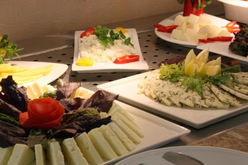 Mad på hotellet eller i nærheden