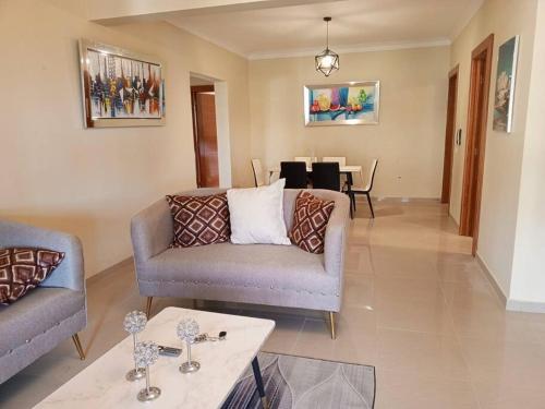 Central Oasis Work or Explore the city