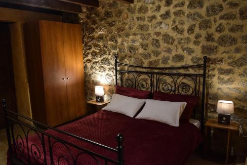 Imagem da galeria de Paliokastro Guesthouse em Kato Trikala Korinthias