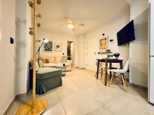 Click & Guest - City & Sea Gran Canaria JD11LP