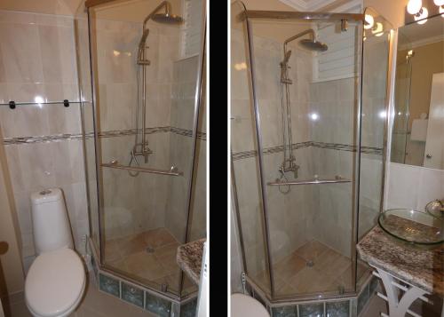 - deux photos d'une douche avec toilettes dans la salle de bains dans l'établissement Beach Studio 18, à Ocho Rios